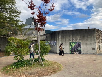 【看板】スズキ自販京都は京都市動物園を応援しています【リニューアル♪】