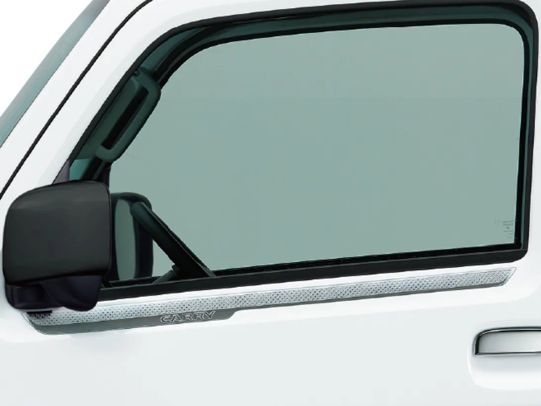 サイドガーニッシュ