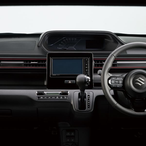 インパネガーニッシュ