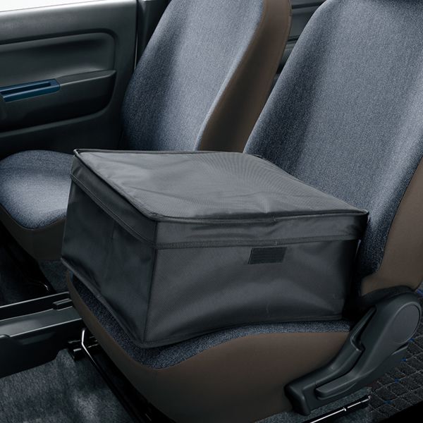 助手席収納ボックス