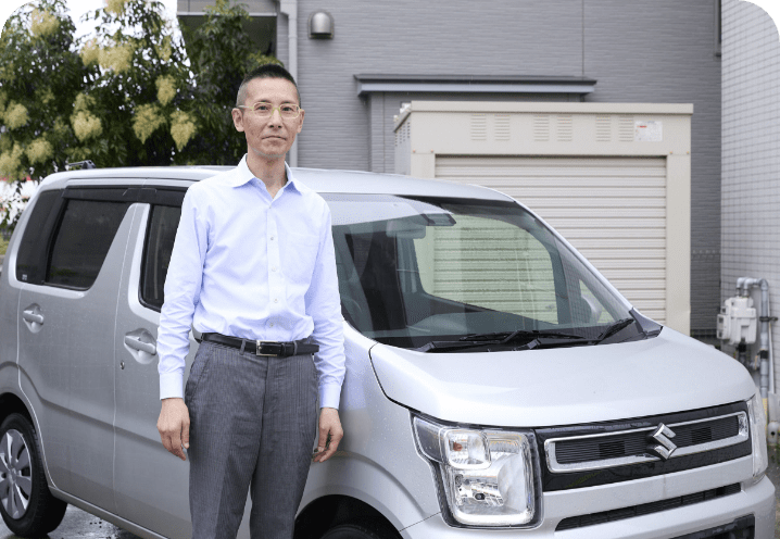 薬局経営者と社用車のワゴンR