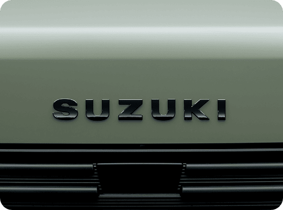 SUZUKIアルファベットエンブレム