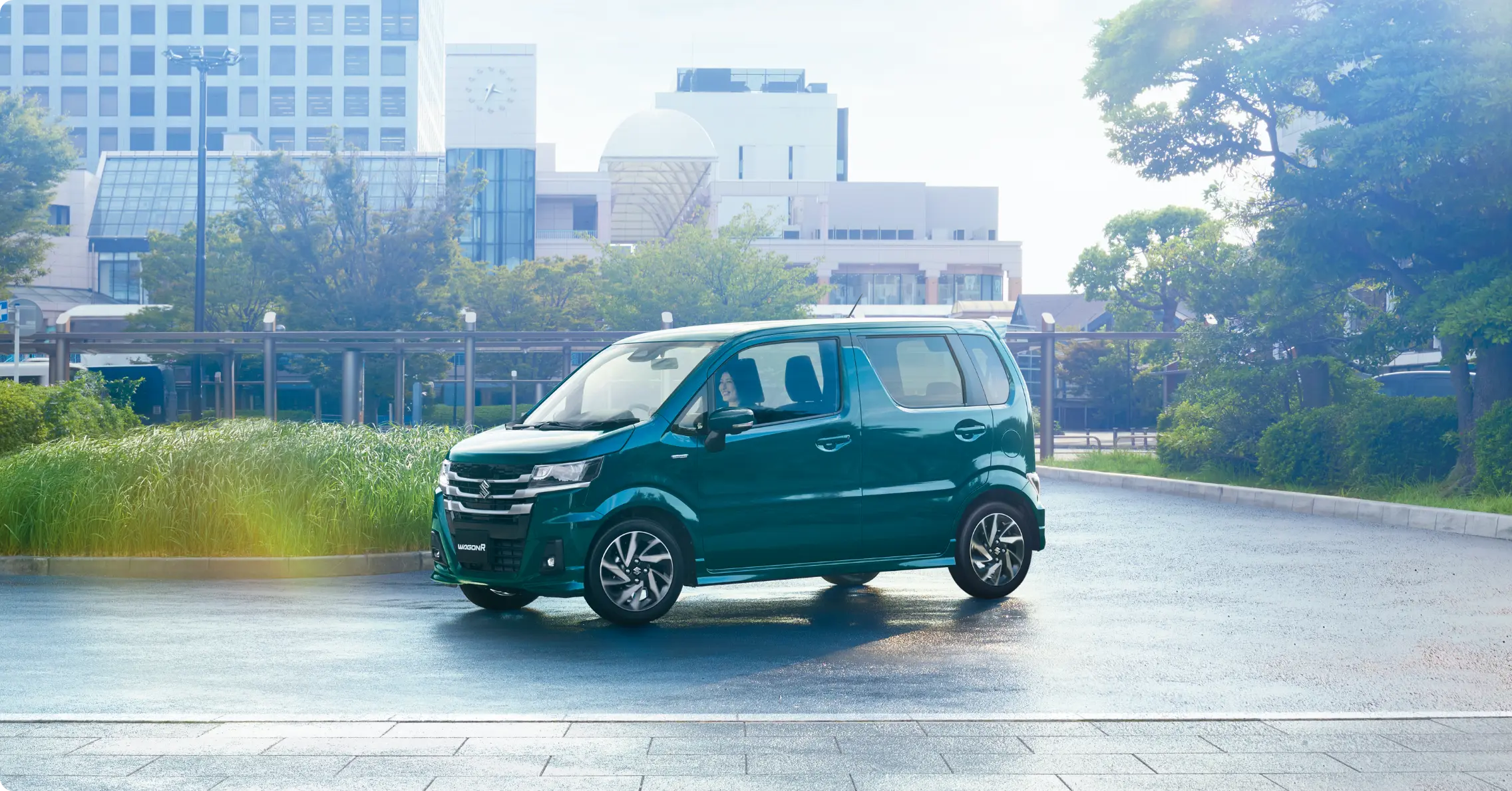 Photo：HYBRID ZX 2WD 全方位モニター用カメラパッケージ・スズキコネクト対応通信機装着車ボディーカラーはデニムブルーメタリック（WAC）