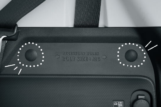 ユーティリティーナット<br>(左右2ヶ所、計4ヶ所)