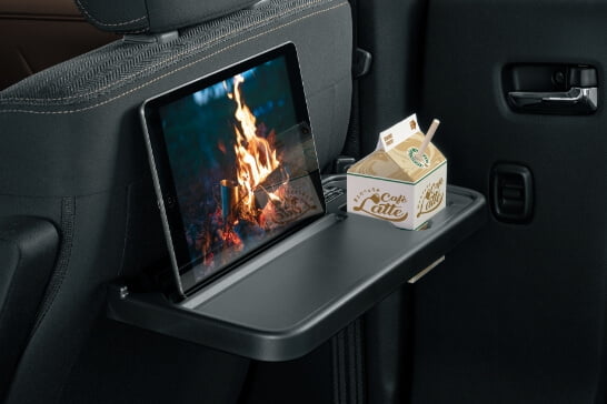 パーソナルテーブル(後席両側)