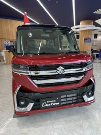 新型スペーシアカスタム展示車登場！