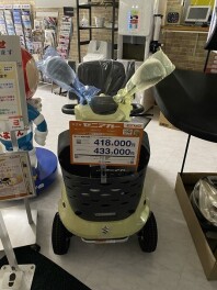 セニアカーの展示車あります！