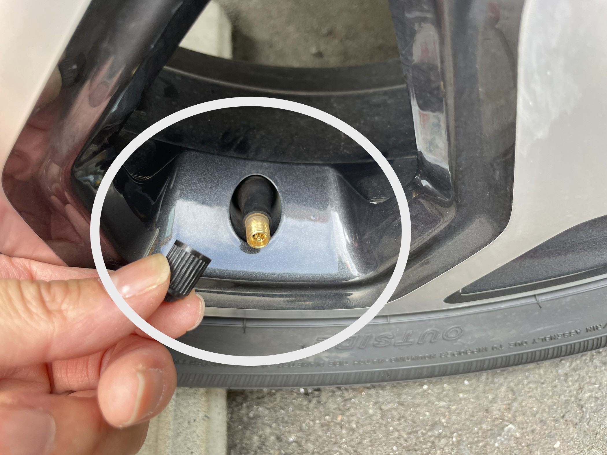 急なトラブル パンクしてしまった場合 パンク応急修理キットの使い方 その他 株式会社スズキ自販静岡