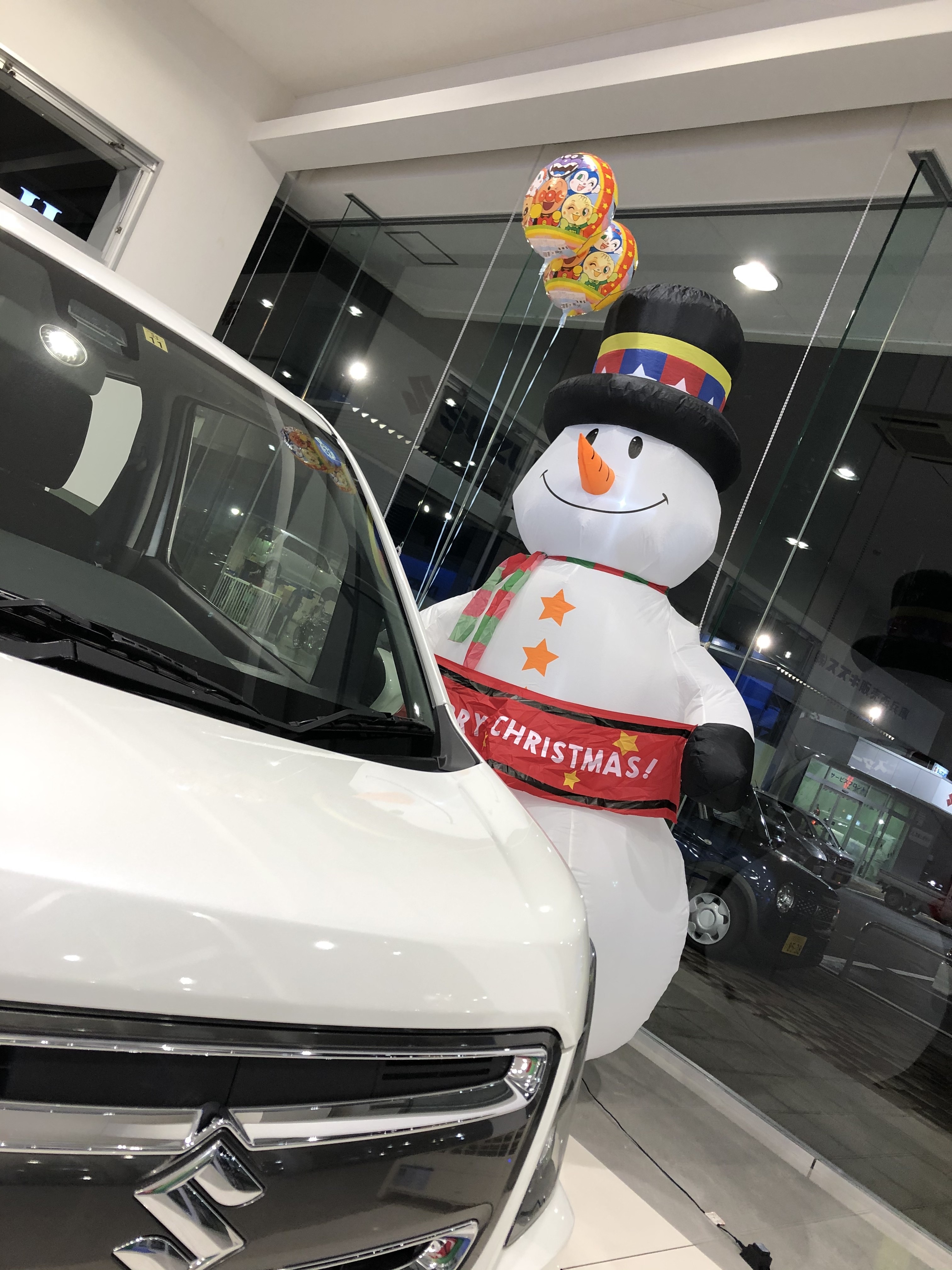 ショールームが華やかになりました その他 お店ブログ 株式会社スズキ販売西兵庫 スズキアリーナ西兵庫