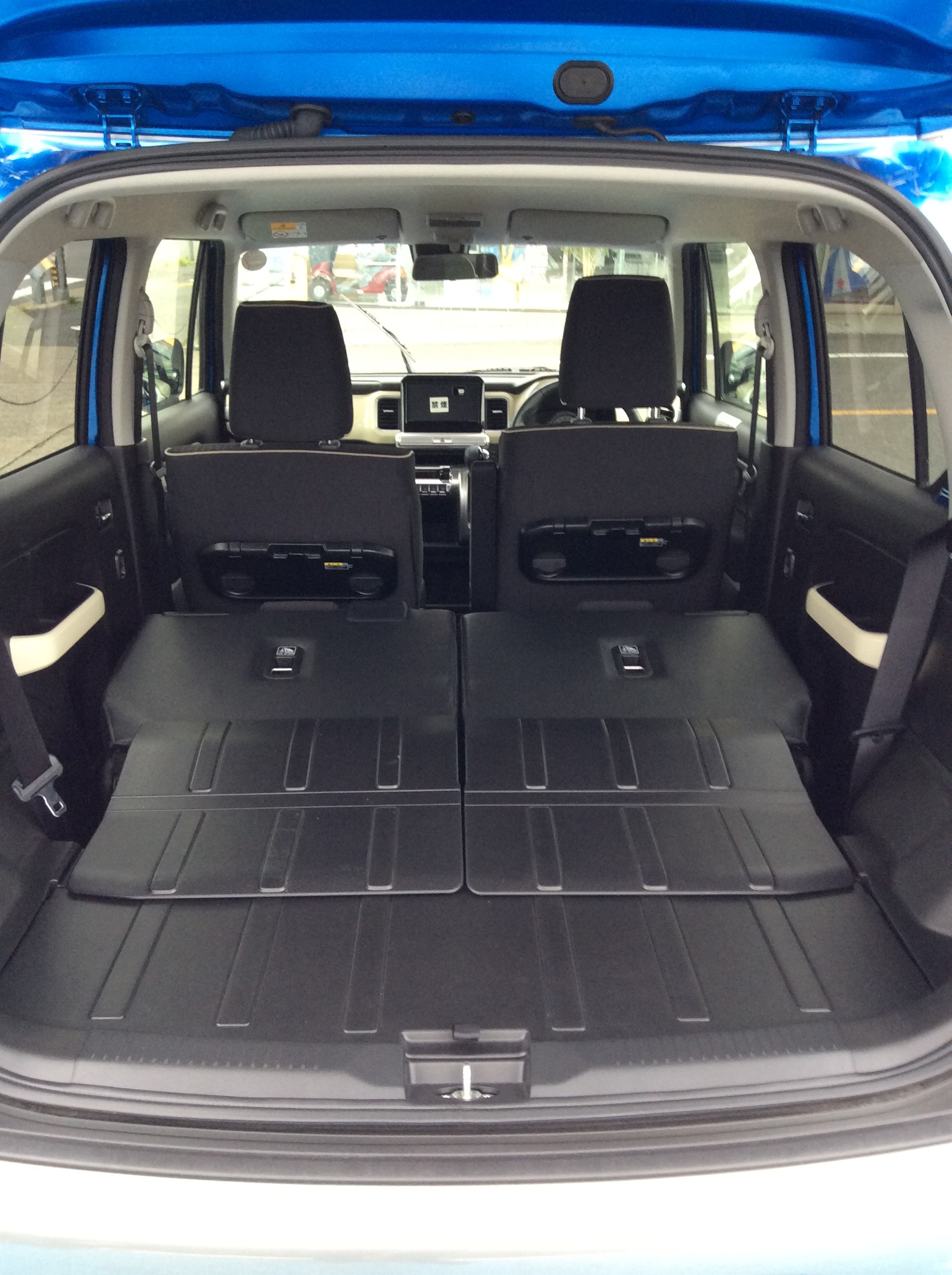 パワフルなsuv クロスビー その他 お店ブログ 株式会社スズキ自販中部 スズキアリーナ名古屋南 U S Station南