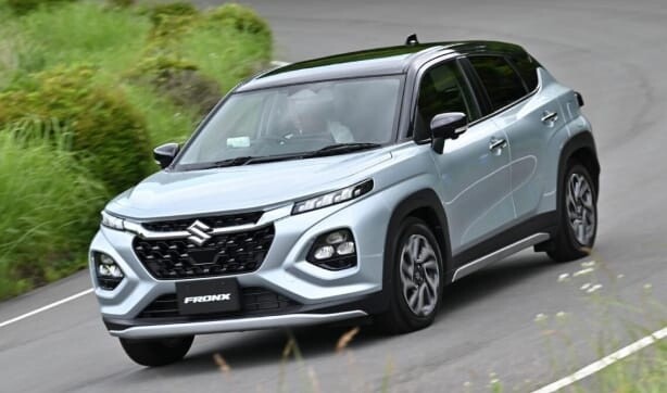 キレイ！ 現行モデル！ 大型プロ仕様　スリック プロ 700 DX III N　三脚 3段　雲台セット　フルサイズ一眼レフ 大口径レンズ ザ NS スリック独自の軽合金パイプ採用大型三脚「プロ 脚単体 4段 超大型