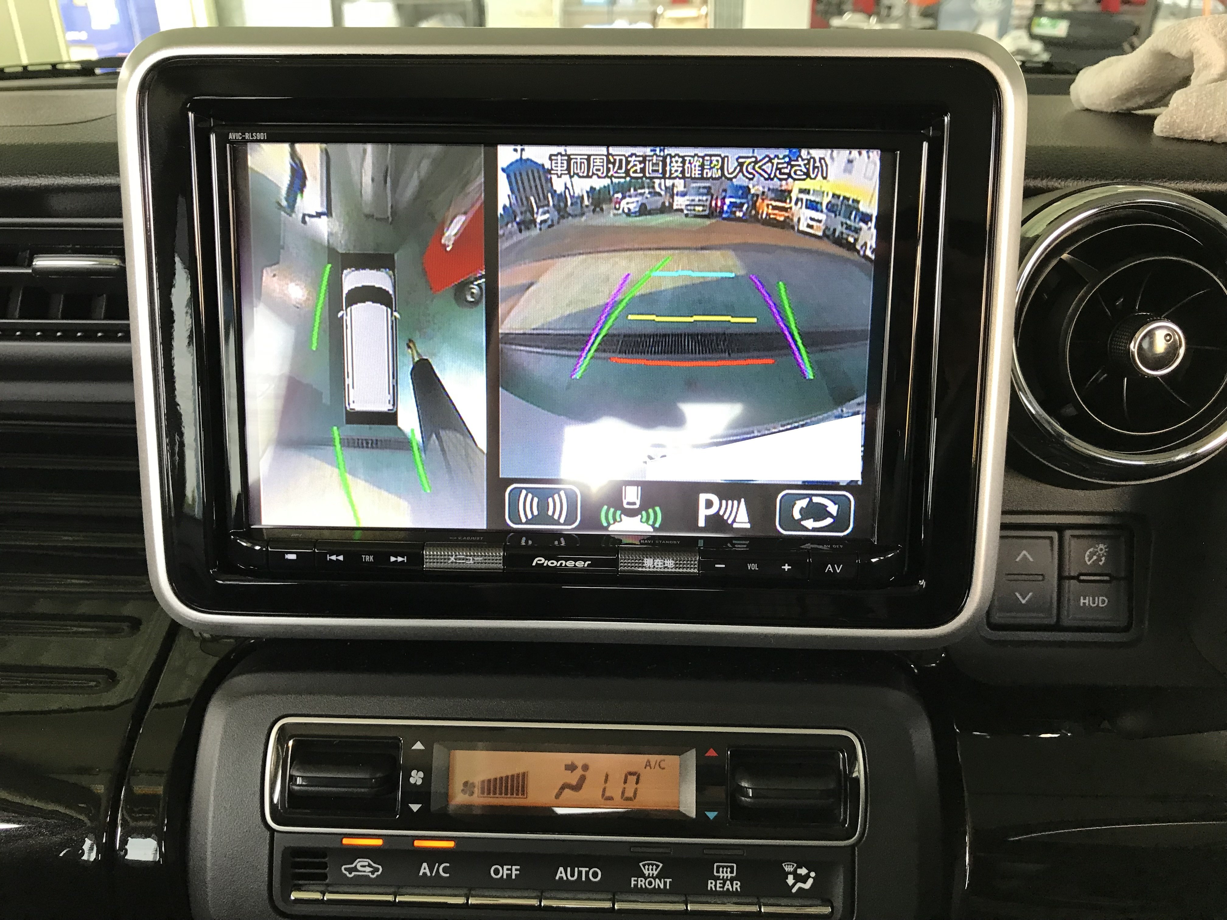 スズキ純正　スペーシア　ナビ枠