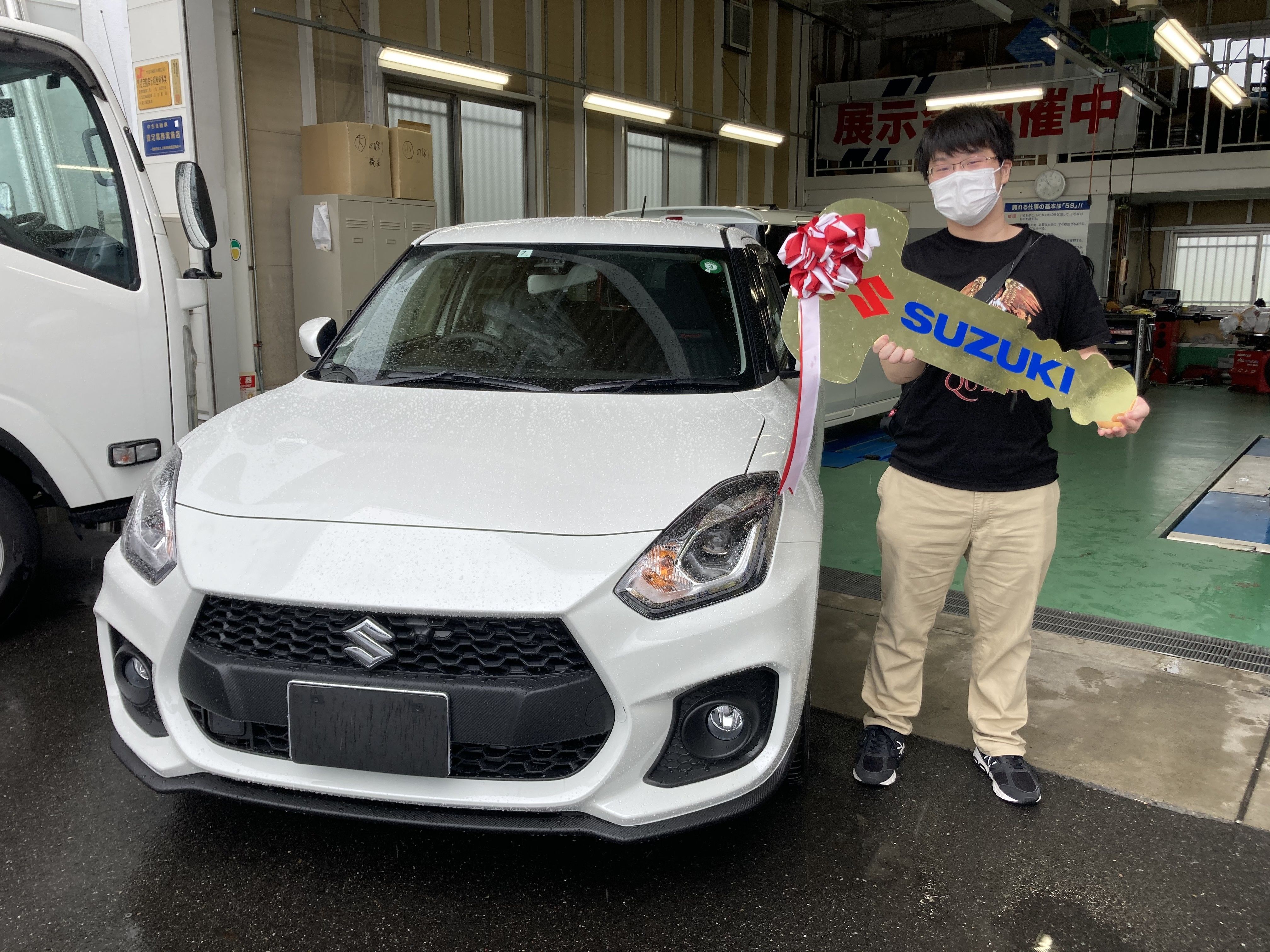 この車を選んだ決め手は 試乗した時の走りの良さとシフトフィーリングが気に入りました 納車ギャラリー お店ブログ スズキアリーナ犬山南