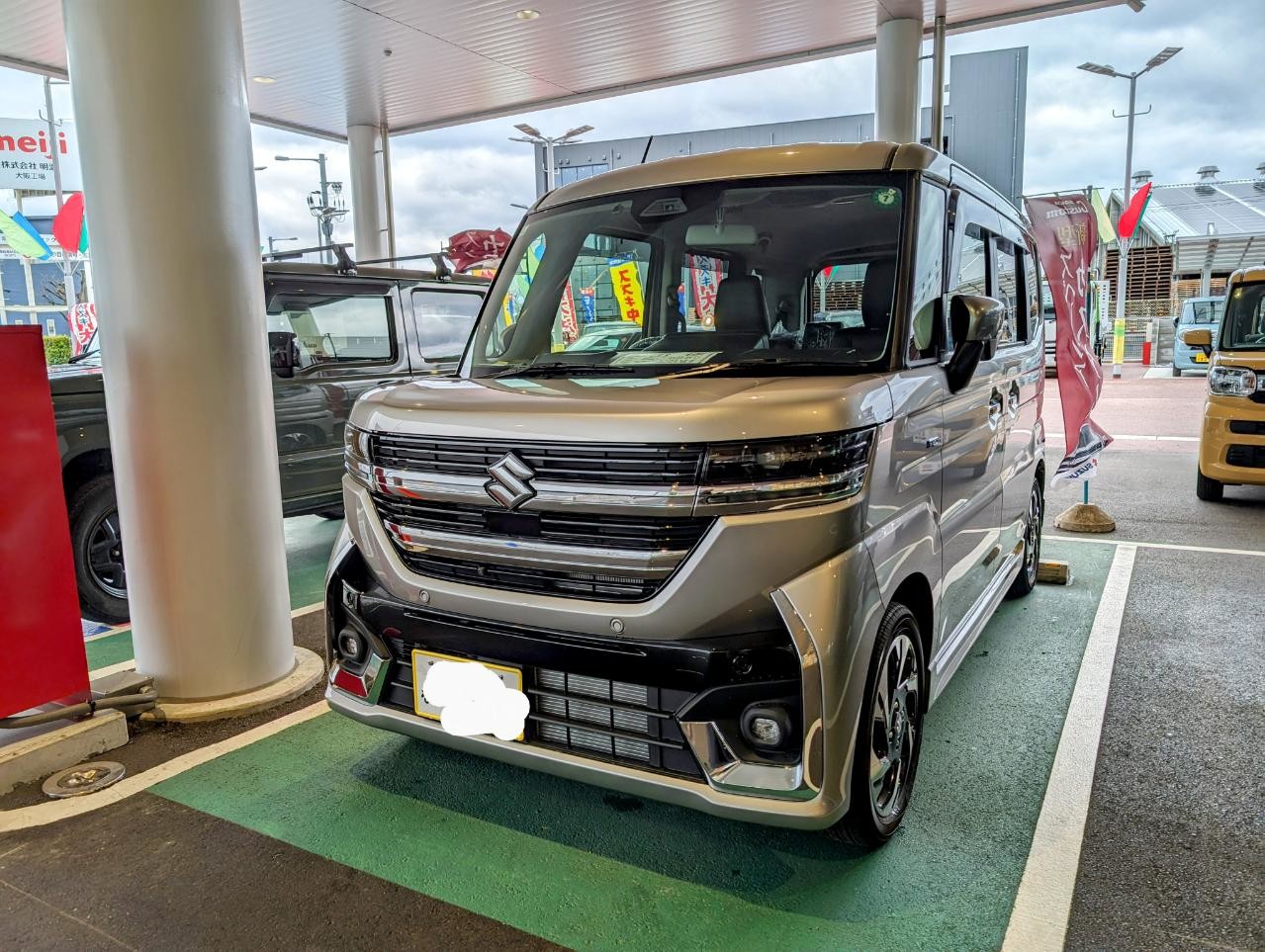 スチール シルバーメタリック スペーシア