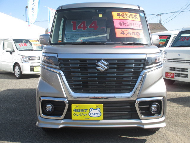 今週のおすすめ車はスペーシアカスタム ｈｙｂｒｉｄ ｇｓです スタッフによるクルマ紹介 お店ブログ 株式会社スズキ自販徳島 徳島西中古車センター