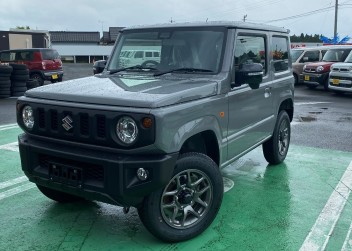 ジムニー（JB64）リフトアップ車を納車しました！！