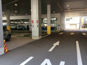 アリーナ堀田通の駐車場のご案内です。