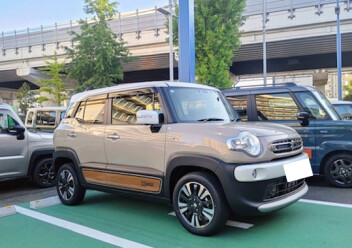 クロスビー納車いたしました！！
