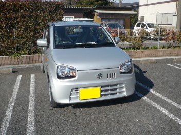 新車アルト納車です。