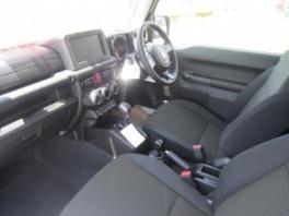 新型ジムニー試乗車あります♪