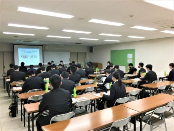 群馬自動車大学校で会社説明会を行いました！！