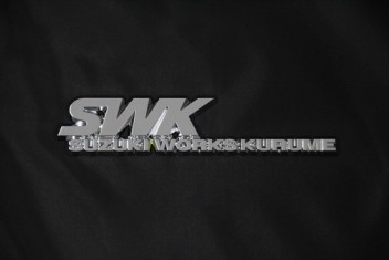 SWKクロームメッキエンブレム発売