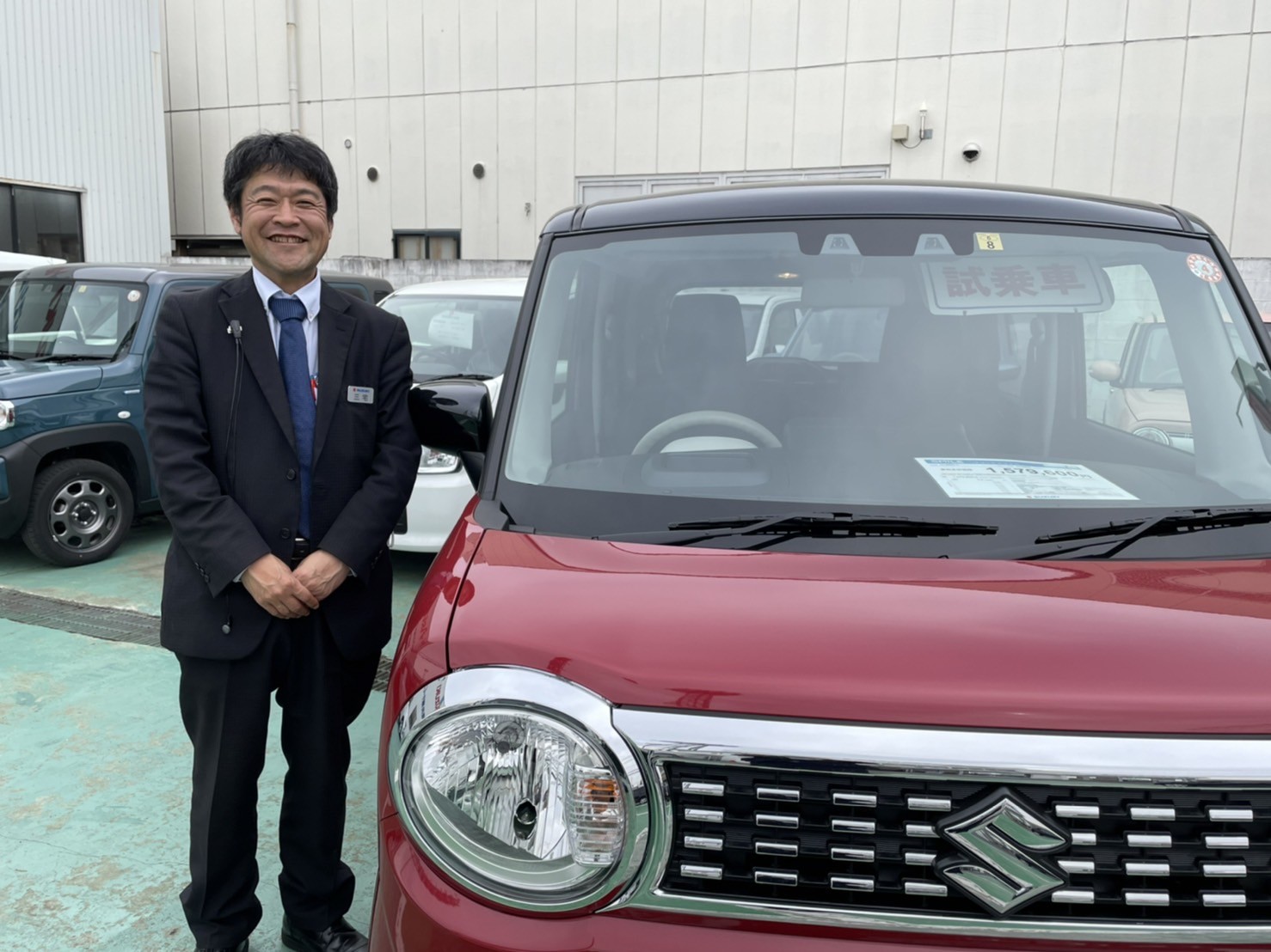 スタッフ紹介 株式会社スズキ自販兵庫 スズキアリーナ姫路花田
