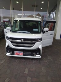 特選中古車展示中です！！