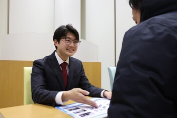 採用活動に使う写真の撮影をしてきました