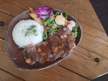 カフェ