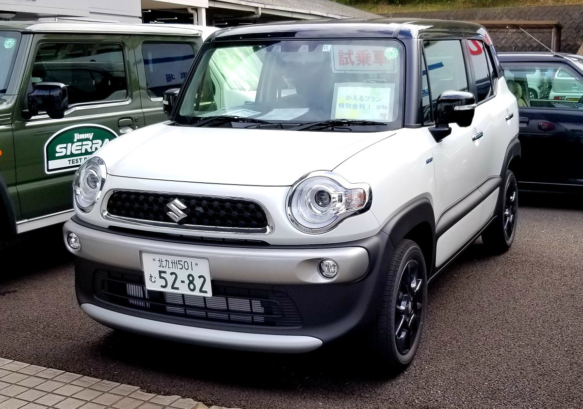クロスビー ブラックインテリア★｜スタッフによるクルマ紹介｜お店ブログ｜九州スズキ販売株式会社 北九州支店