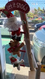 クリスマスの飾りをしました