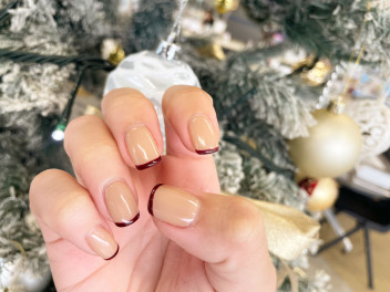 nail