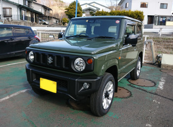 ジャングルグリーンのジムニーを納車させていただきました！