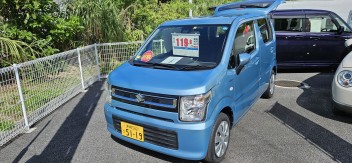 名護中古車センター　「展示車ご紹介　２台」