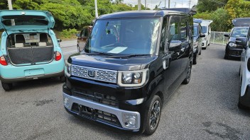 名護中古車センター　展示車情報