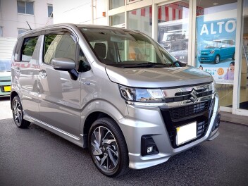 富津市にお住まいのY様に、ワゴンRカスタムZをご納車いたしました。