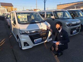 ３月は大決算！特選中古車展示中！