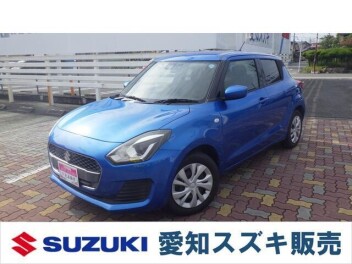 青いコンパクトカー、スイフト入荷しました！！