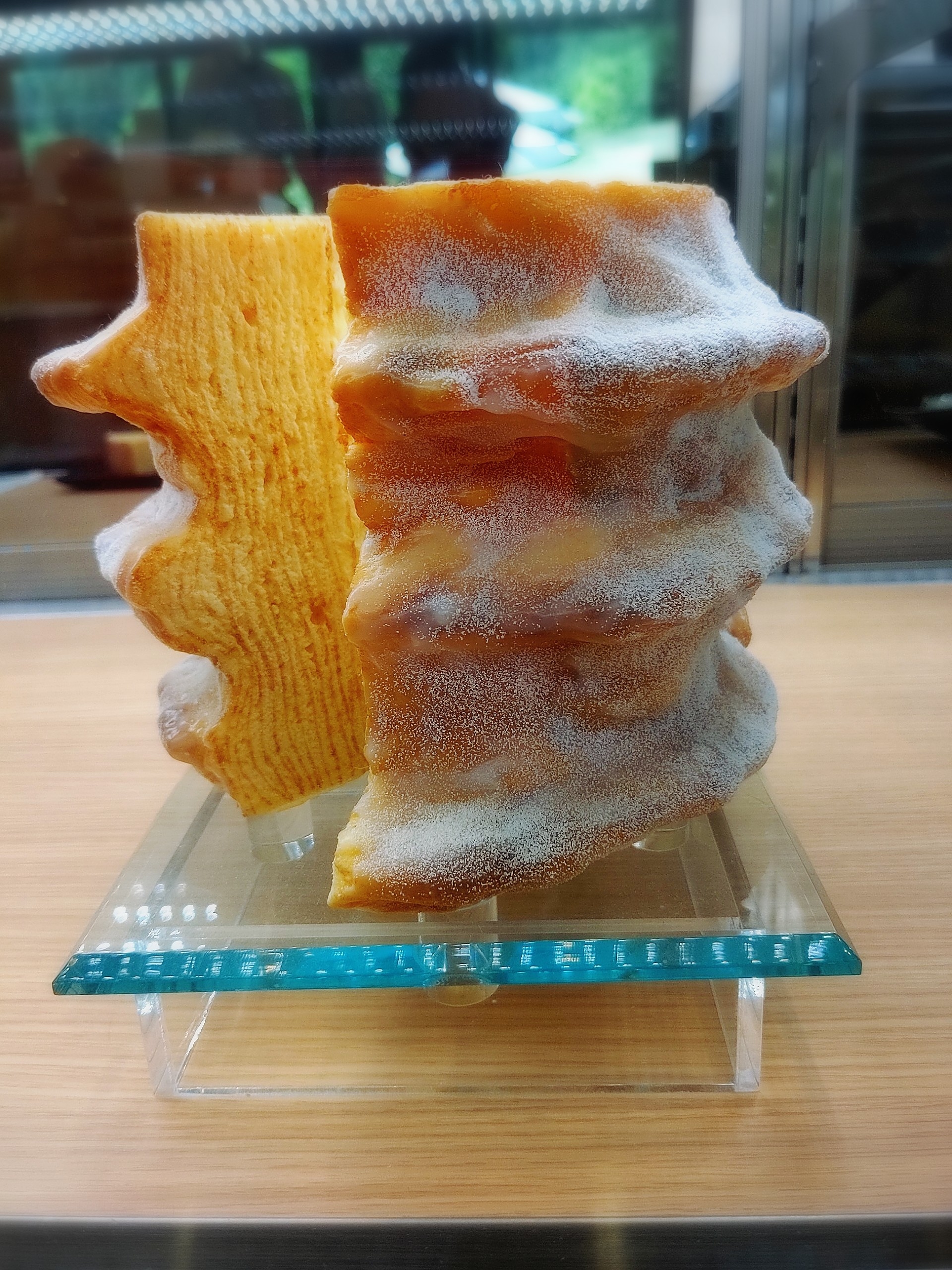 八海山の酒粕の入ったバウムクーヘンが美味しかった件｜その他｜お店ブログ｜スズキアリーナ長岡