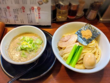 濃厚　鶏搾りつけそば　麺の風　祥気　麺人　麺狂い　麺紀行