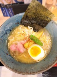 新店オープン　３か月しか食べられない店　キッチンわだの　長岡　麺人　麺狂い　麺紀行