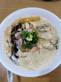広島産牡蠣とポルチーニのポタージュラーメン　長岡　ラーメンおこじょ　麺人　麺狂い　麺紀行