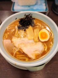 平打ち煮干し中華　見附　弐豚　麺人　麺狂い　麺紀行