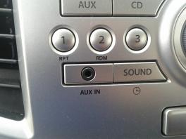 ＡＵＸ