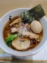 醬油ラーメン　鶏だし×鴨だしを喰らうの巻　麵や　雨龍　麺人　麵狂い麺紀行