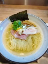 真鯛と金目鯛　塩そばを喰らうの巻　巻　中華そば采ノ芽　麺人　麺狂い　麺紀行