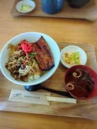 うな牛丼を喰らうの巻　阿賀町　瓦テラス　どんぶり男子の丼日記