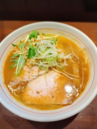 あまえびまるごとしか勝たん　長岡　らーめん円満　麵人　麺狂い　麵紀行