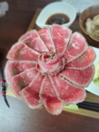 牛たたき定食しか勝たん　新潟東区　麺や下町食堂　Donburi男子の全米が泣いた日